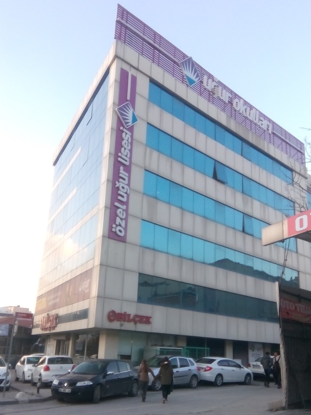 Özel Uğur Okulları Bayrampaşa Uğur Temel Lisesi Fotoğrafları 2