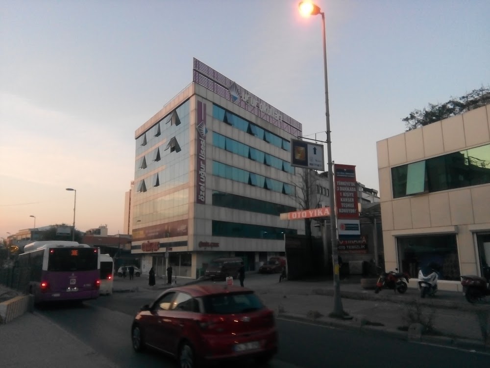 Özel Uğur Okulları Bayrampaşa Uğur Temel Lisesi Fotoğrafları 3