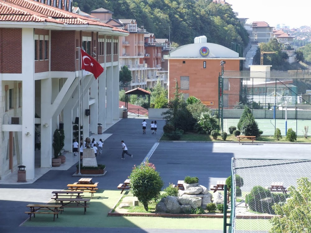Özel İstanbul Koleji Ortaokulu Fotoğrafları 1