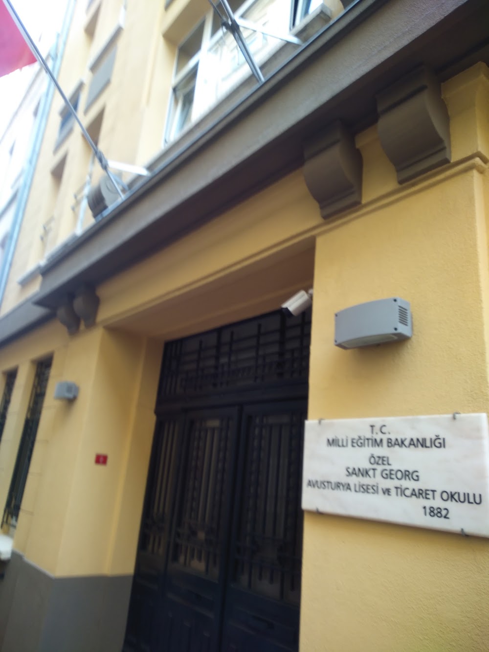 Özel Sankt Georg Avusturya Lisesi Ve Ticaret Okulu Fotoğrafları 2