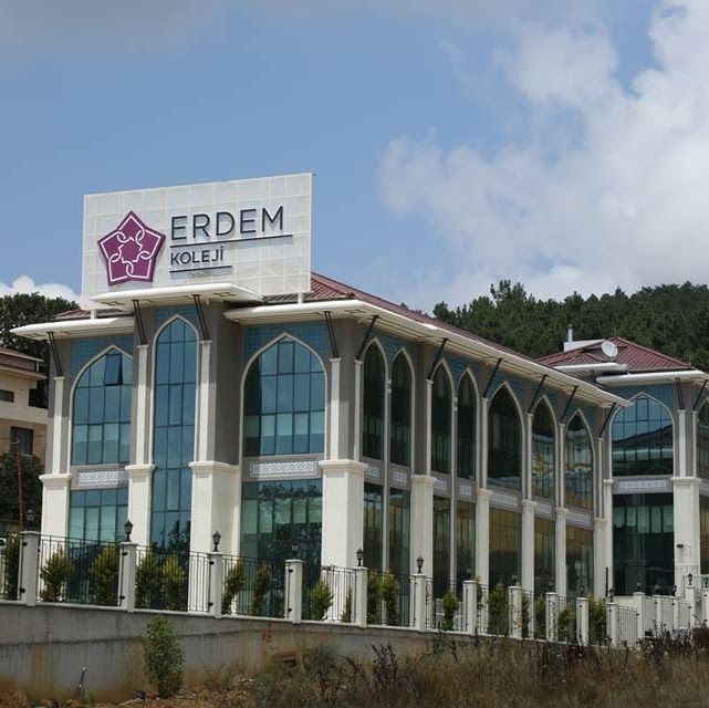 Özel Erdem Koleji İlkokulu fotoğraf 1