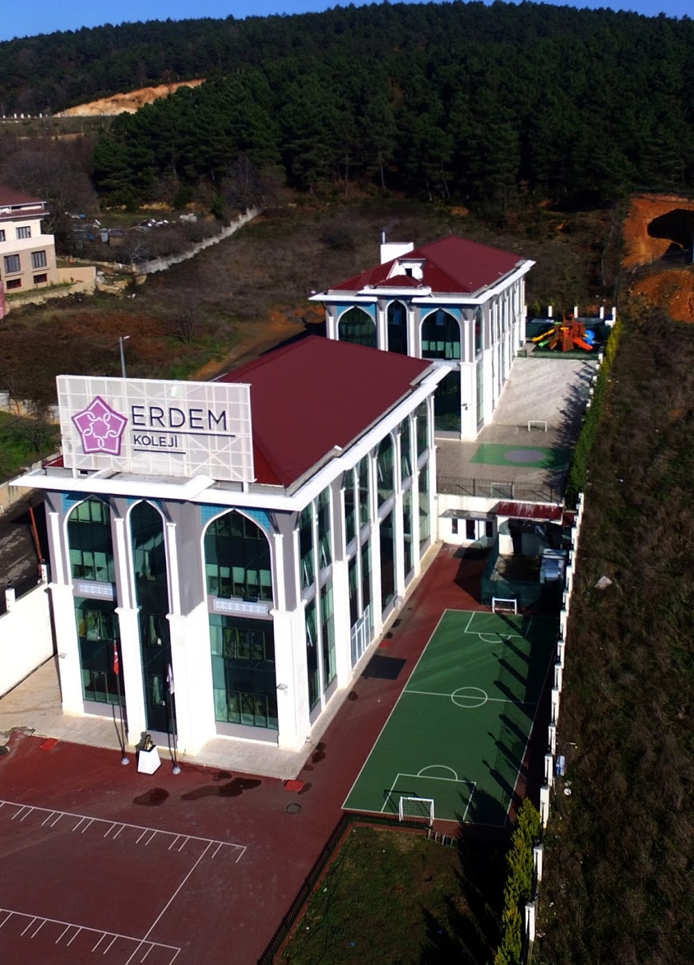 Erdem Koleji Ortaokulu fotoğraf 1