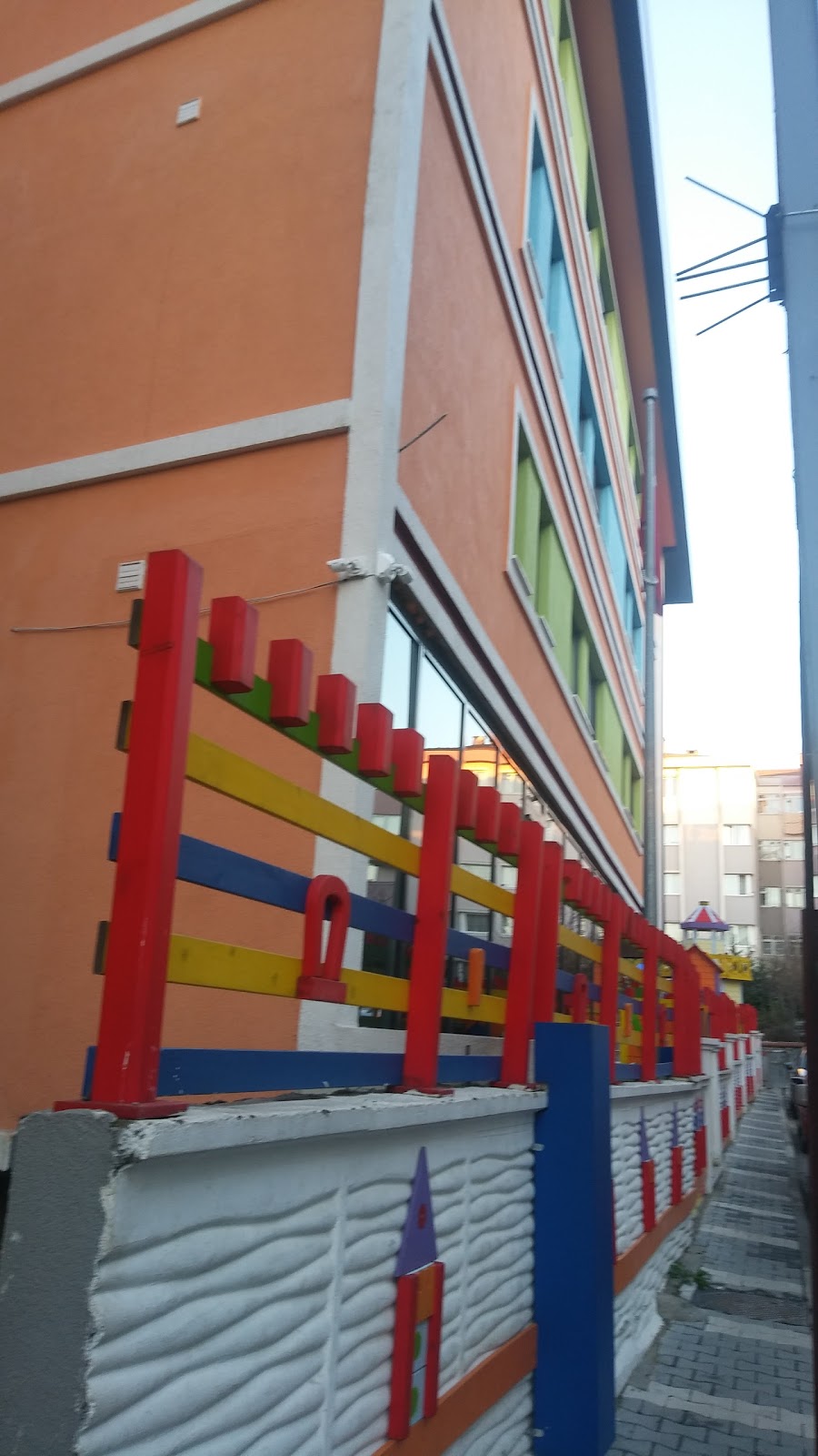 Özel Çamlık Lale Bahçesi Çocuk Akademisi Anaokulu  Fotoğrafları 1