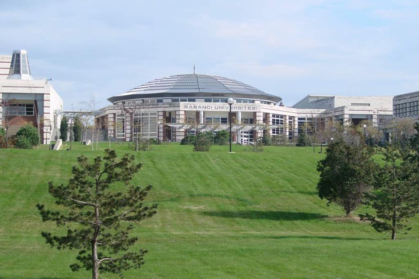 Sabancı Üniversitesi kampüs fotoğrafı