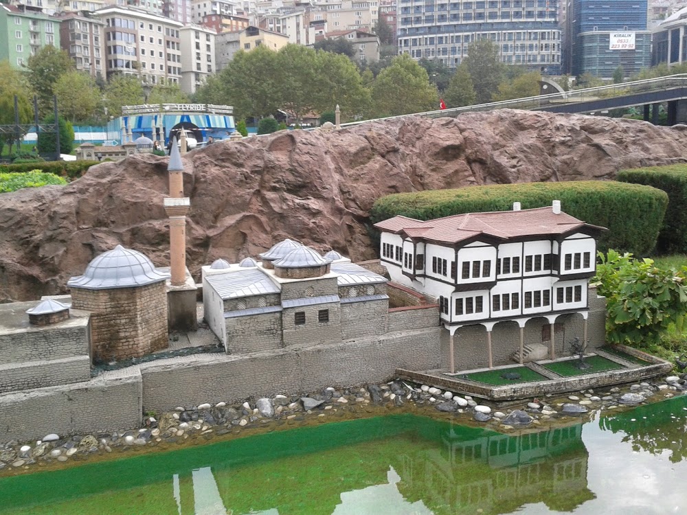 Özel Mektebim Okulları Bahçeşehir Ortaokulu fotoğraf 4