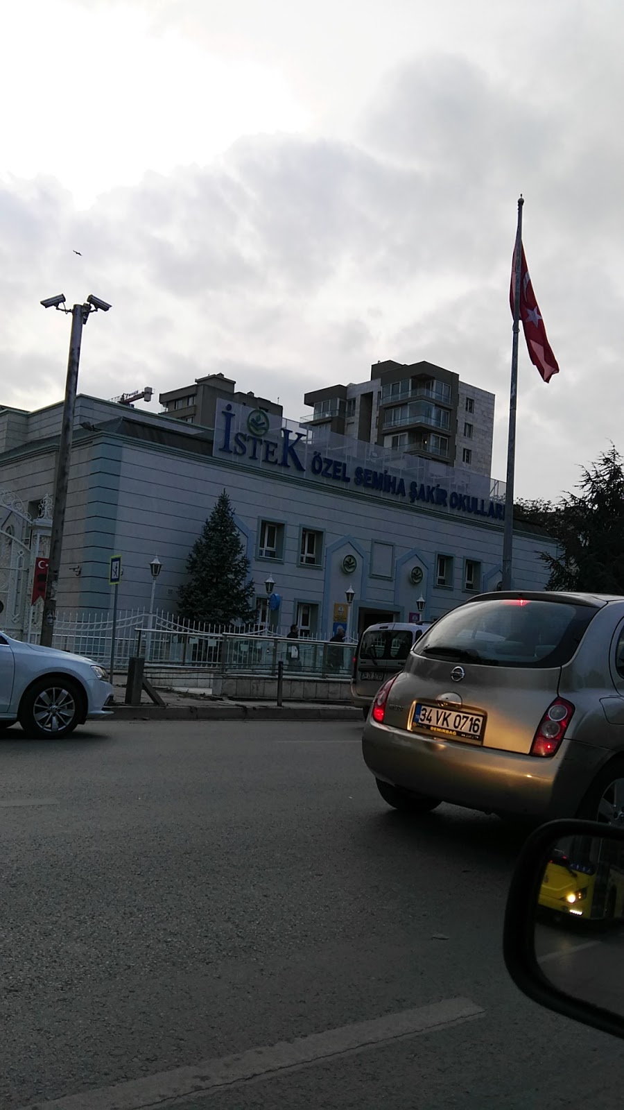Özel İstek Okulları Acıbadem Anadolu Lisesi Fotoğrafları 3