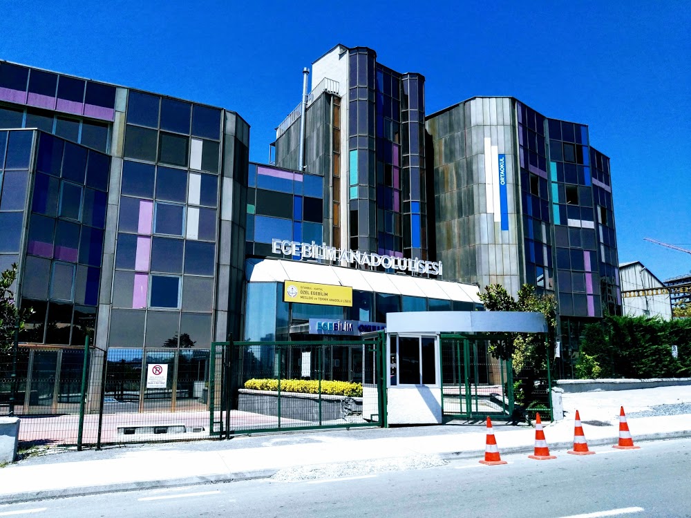 Özel Ege Bilim Mesleki ve Teknik Anadolu Lisesi Fotoğrafları 1