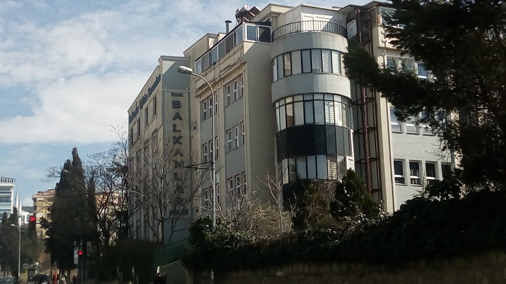 Özel Yakacık Balkanlar Koleji Ortaokulu Fotoğrafları 1