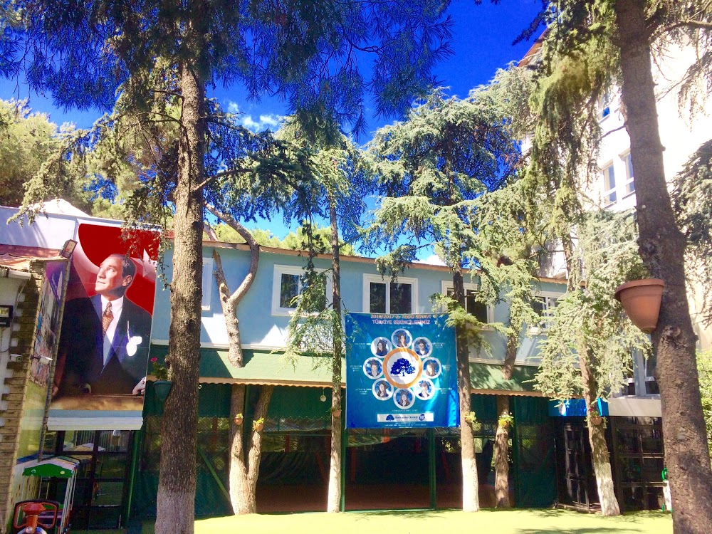 Özel Yakacık Balkanlar Koleji Ortaokulu Fotoğrafları 2