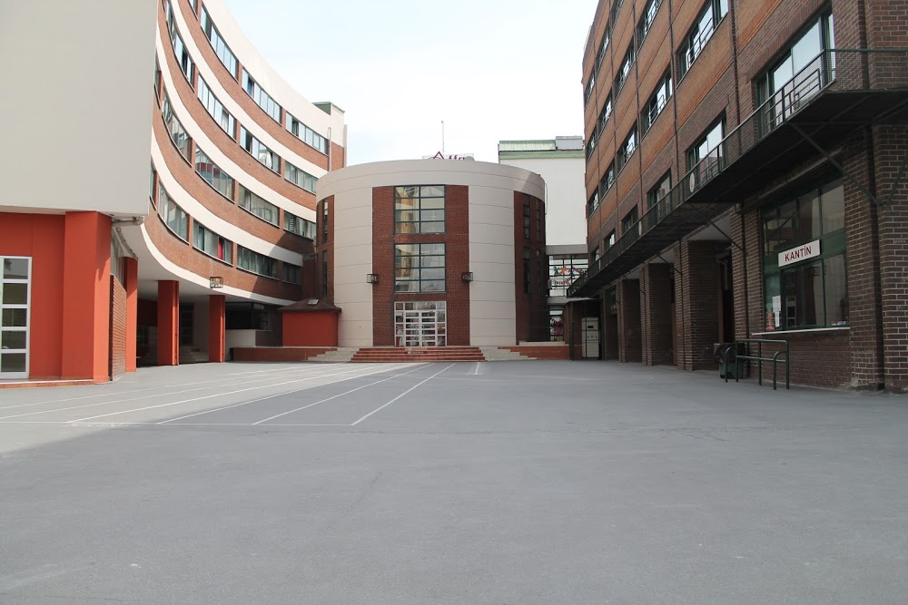 Özel Uğur Koleji Anadolu Lisesi Fotoğrafları 3