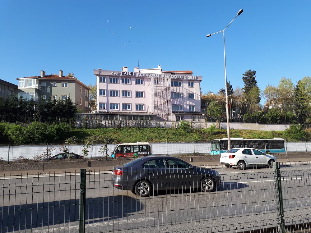 Özel Acıbadem Koleji Anadolu Sağlık Meslek Lisesi Fotoğrafları 4
