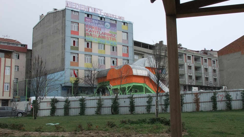 Özel Medeniyet İlkokulu Fotoğrafları 1