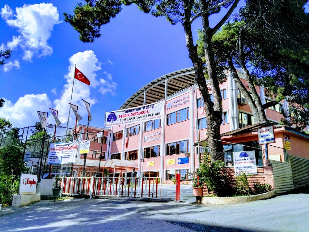 Özel Balkanlar Koleji Anadolu Lisesi Fotoğrafları 1