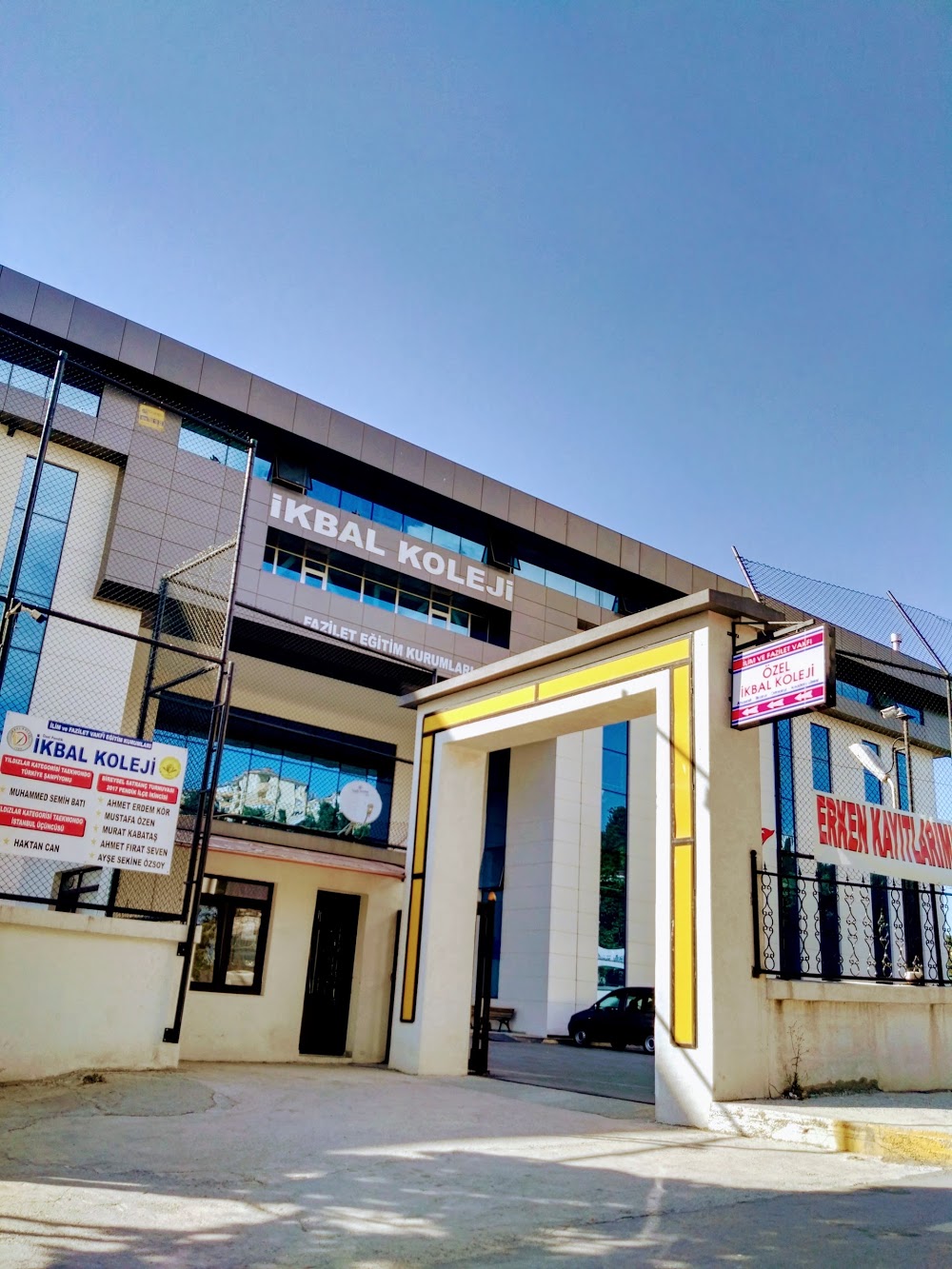 Özel Pendik İkbal Koleji Anadolu Lisesi Fotoğrafları 2