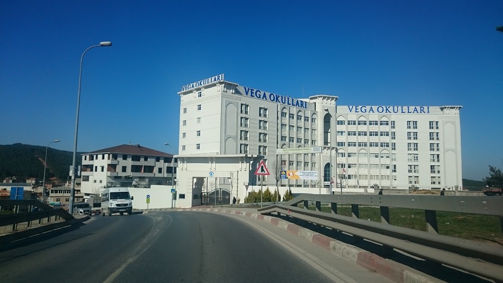 Vega Okulları Sultanbeyli Ortaokulu fotoğraf 2