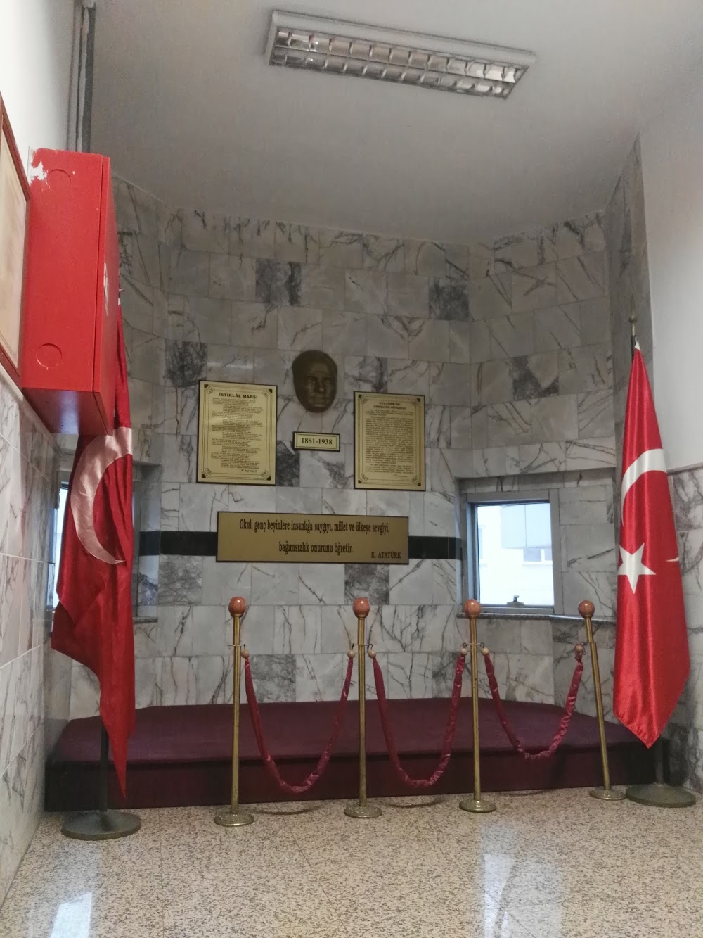 Özel Nazmi Arıkan Fen Bilimleri Okulu Ortaokulu fotoğraf 1
