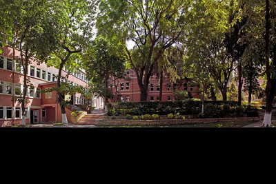 Özel Üsküdar Amerikan Lisesi fotoğraf 2