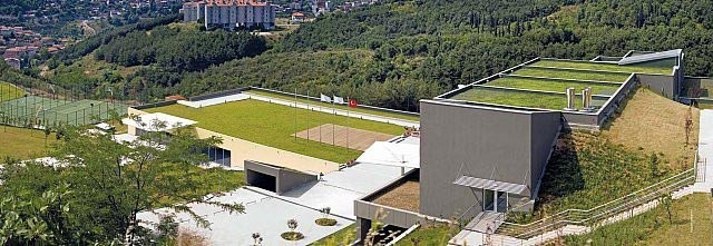 İTÜ Geliştirme Vakfı Okulları Özel Ekrem Elginkan Lisesi kampüs fotoğrafı
