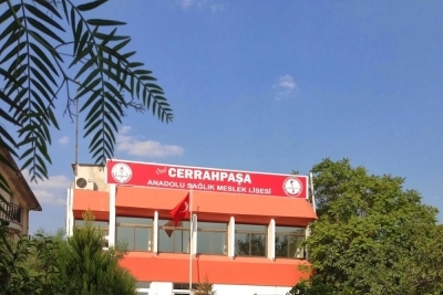 Özel Bayraklı Anadolu Sağlık Meslek Lisesi Fotoğrafları 1