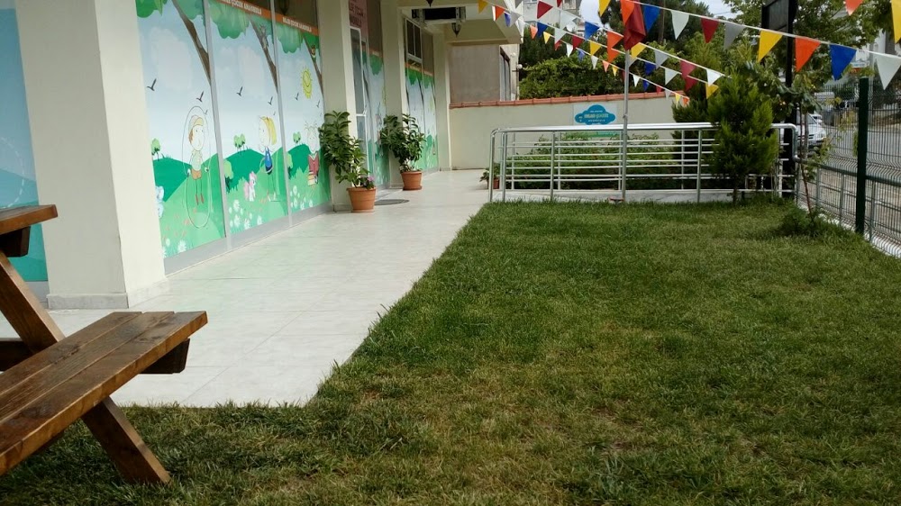 Özel Bergama Minik Şirinler Anaokulu fotoğraf 1