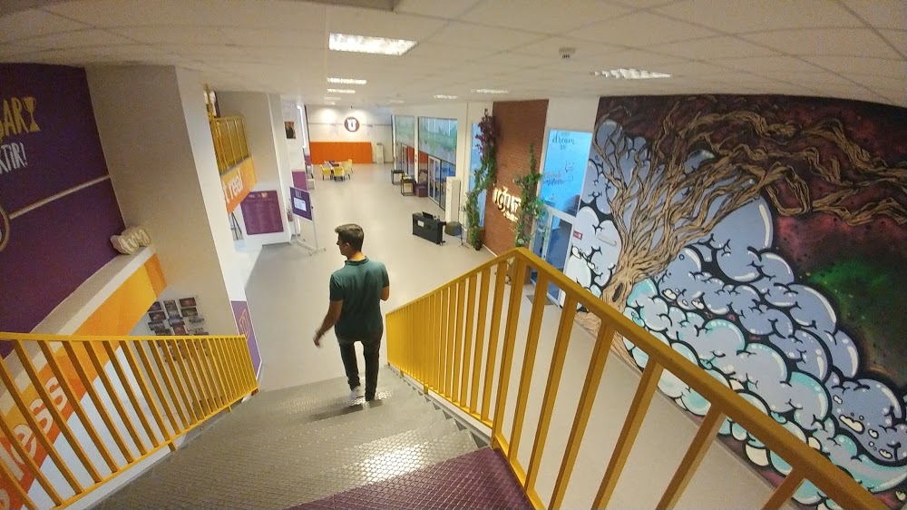 Özel Bornova Anadolu Lisesi Fotoğrafları 7