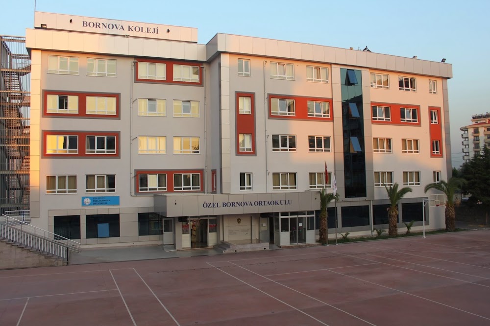 Özel Bornova Ortaokulu Fotoğrafları 1