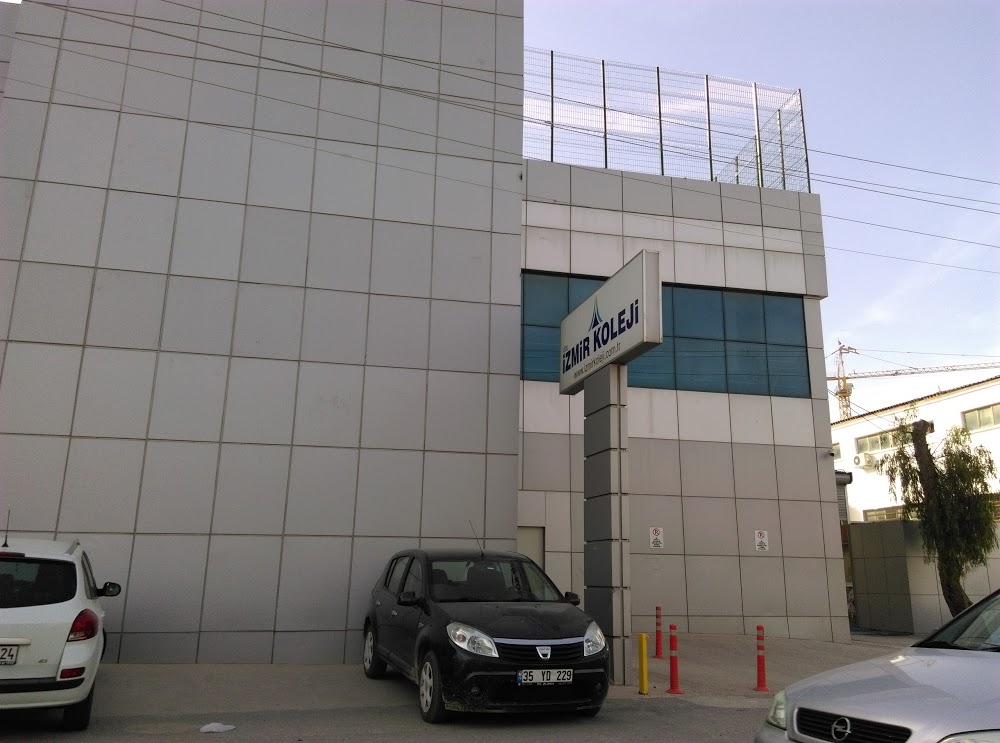 Özel İzmir Anadolu Lisesi Fotoğrafları 5