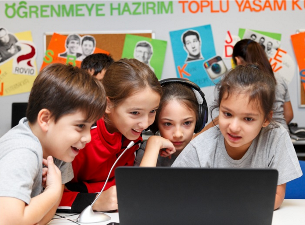 Özel İzmir Ortaokulu Fotoğrafları 6