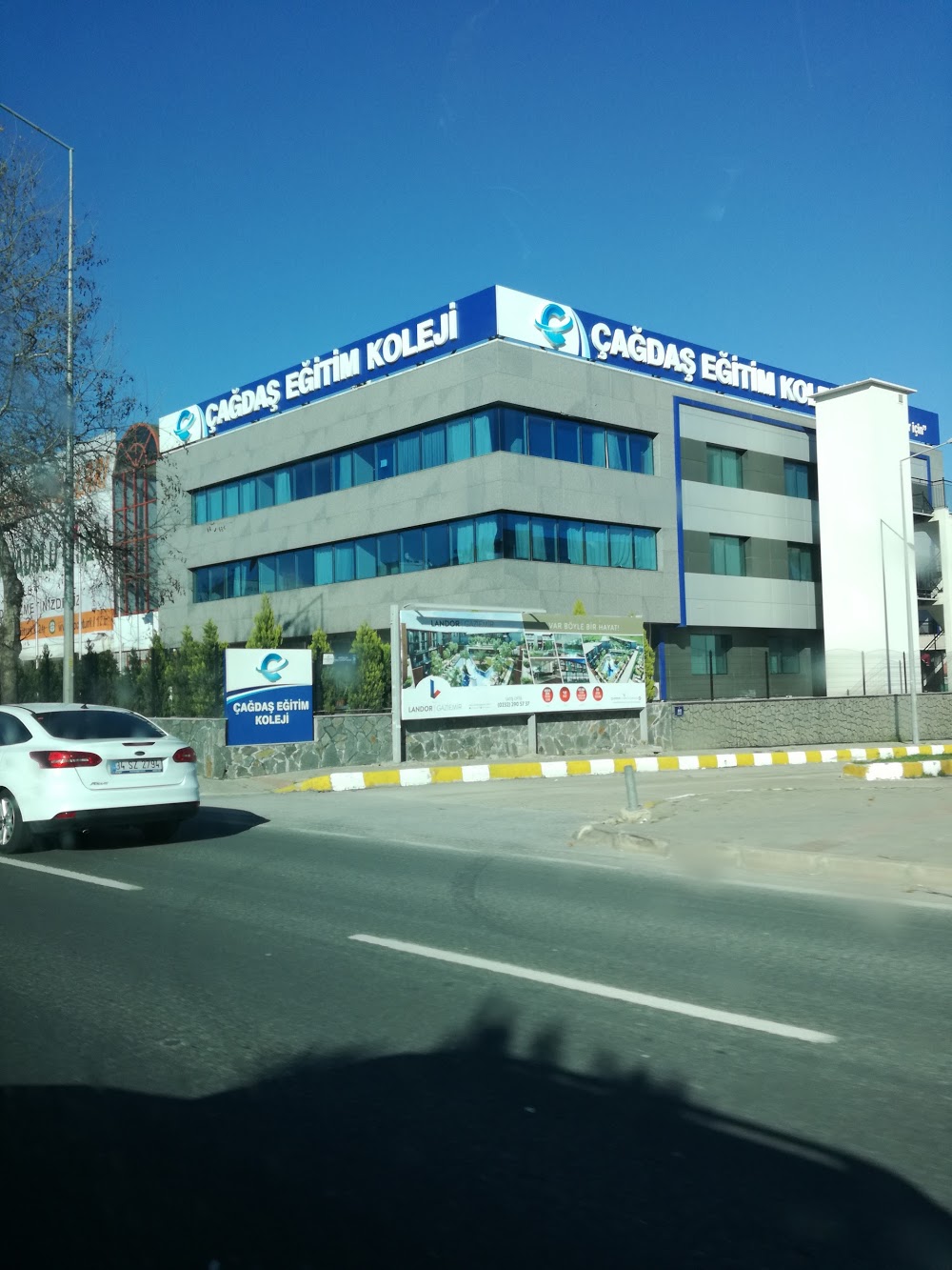 Özel İzmir Çağdaş Eğitim Anadolu Lisesi Fotoğrafları 2