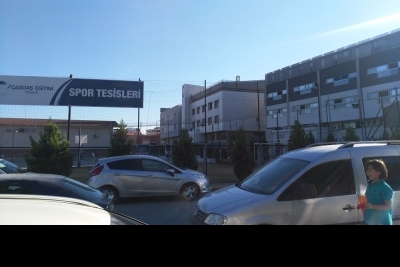 Özel İzmir Çağdaş Eğitim Anadolu Lisesi fotoğraf 1