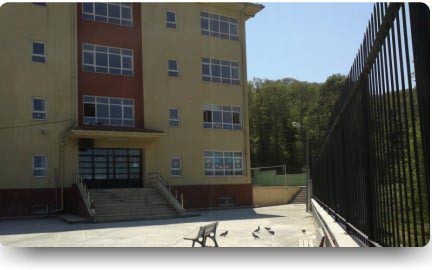 Kanan Ortaokulu kampüs fotoğrafı