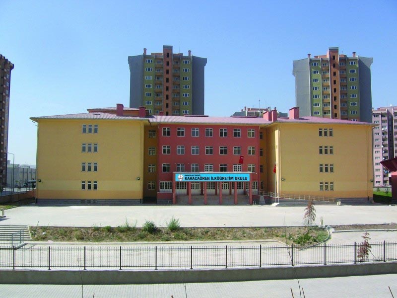 Altındağ Karacaören İlkokulu kampüs fotoğrafı