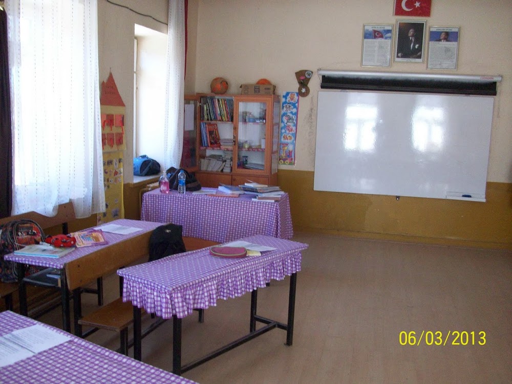 Bayat Bayat Derbent İlkokulu Fotoğrafları 1