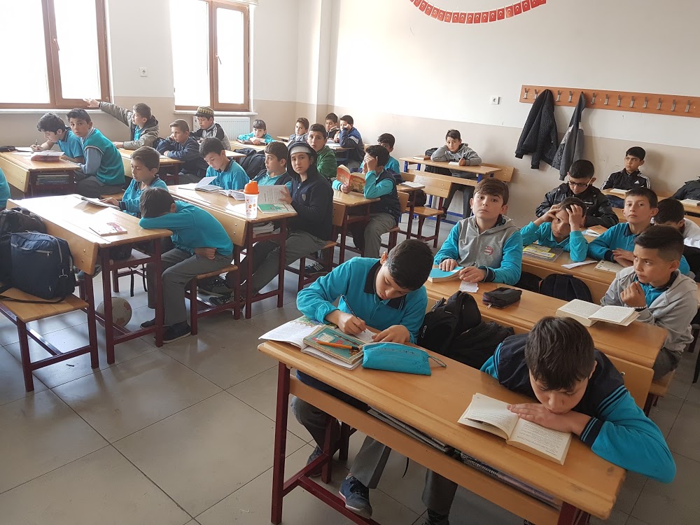 Çayırbağ İmam Hatip Ortaokulu Fotoğrafları 1