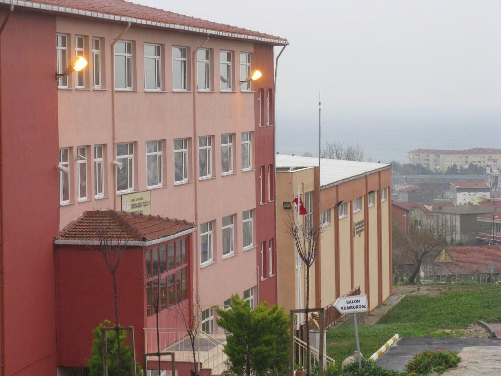 Kumburgaz Otelcilik Ve Turizm Meslek Lisesi kampüs fotoğrafı