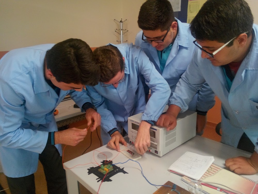 Özel Manisa Organize Sanayi Bölgesi Mesleki Ve Teknik Anadolu Lisesi Fotoğrafları 3