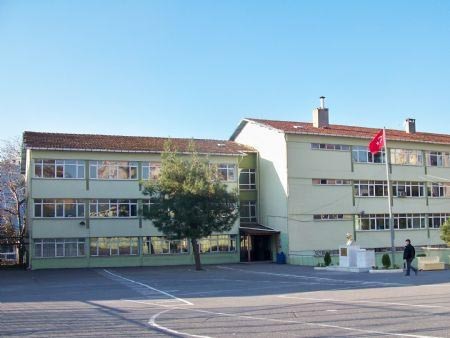 Mehmet Beyazıd Mesleki Ve Teknik Anadolu Lisesi kampüs fotoğrafı