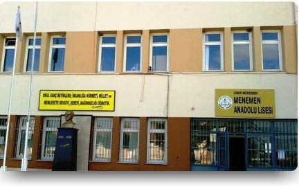Menemen Anadolu Lisesi kampüs fotoğrafı