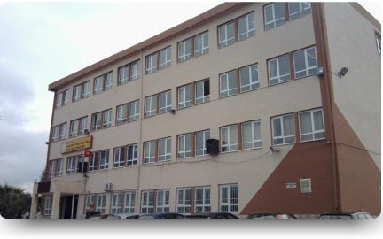 Menemen Halide Gencer Ticaret Meslek Lisesi kampüs fotoğrafı