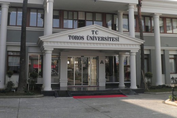 Toros Üniversitesi kampüs fotoğrafı