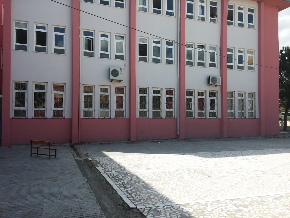 Serinhisar Yatağan İmam Hatip Ortaokulu Fotoğrafları 1