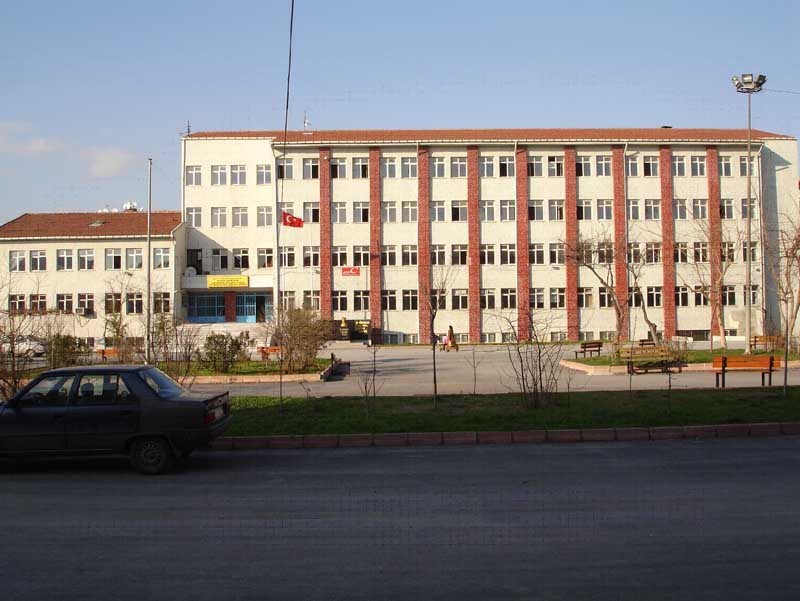 Nahit Menteşe Mesleki Ve Teknik Anadolu Lisesi kampüs fotoğrafı