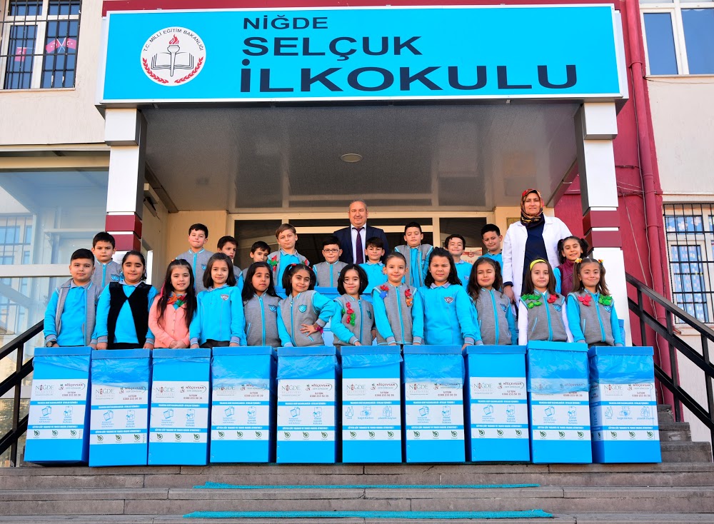 Sultandağı Selçuk İlkokulu Fotoğrafları 1