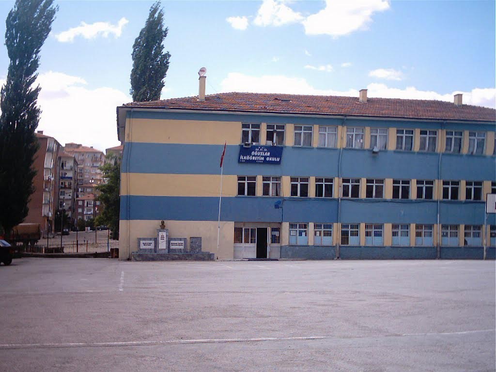 Oğuzlar İlkokulu kampüs fotoğrafı