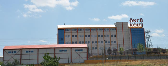 Özel Ankara Öncü Anadolu Lisesi kampüs fotoğrafı