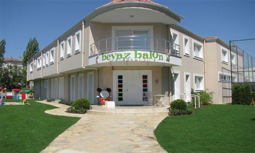 Özel Beyaz Balon Sahilevleri Anaokulu kampüs fotoğrafı