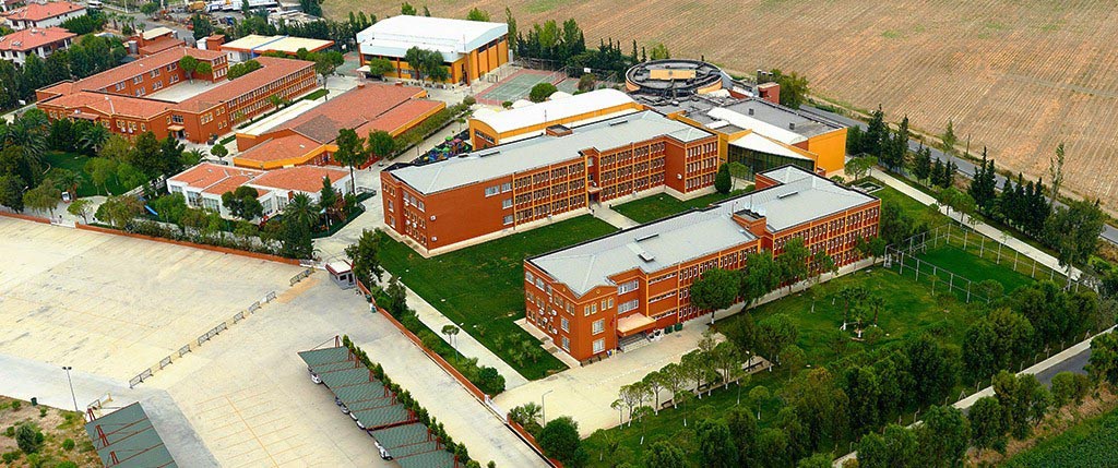 Özel Çakabey Lisesi kampüs fotoğrafı