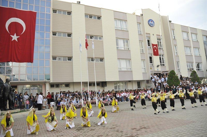 Özel Ege Ortaokulu kampüs fotoğrafı