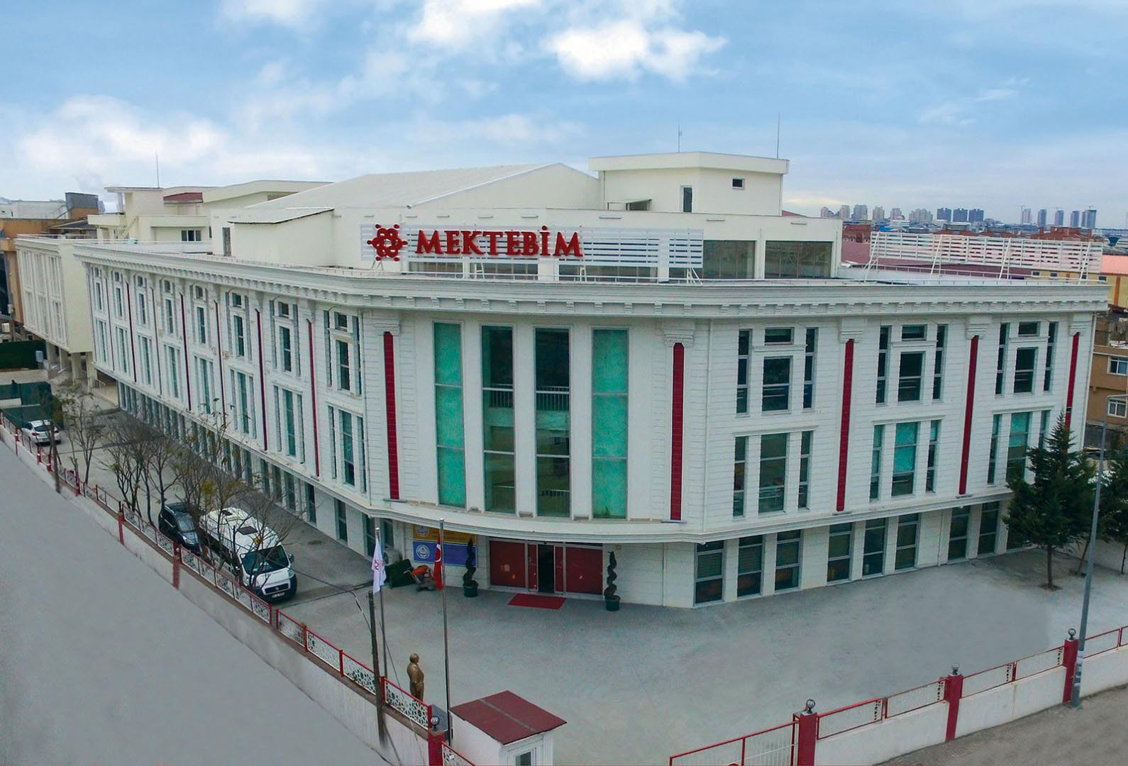 Özel Mektebim Okulları Bahçeşehir İlkokulu kampüs fotoğrafı
