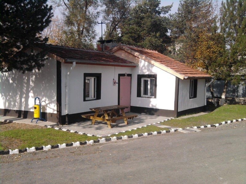 Peçenek Ortaokulu kampüs fotoğrafı